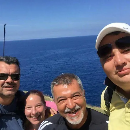 Sunshine Court Bed & Breakfast 4*