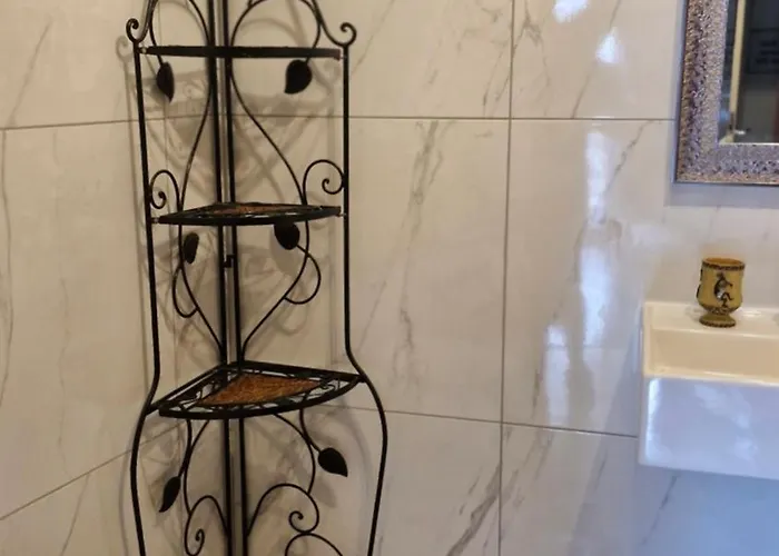 Sunshine Court St. Paul's Bay