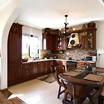 Bed & Breakfast Sunshine Court
