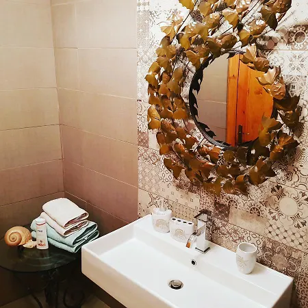 Bed & Breakfast Sunshine Court *