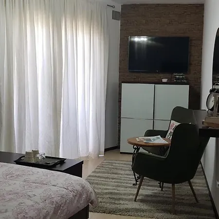 Sunshine Court B&B 세인트폴스베이