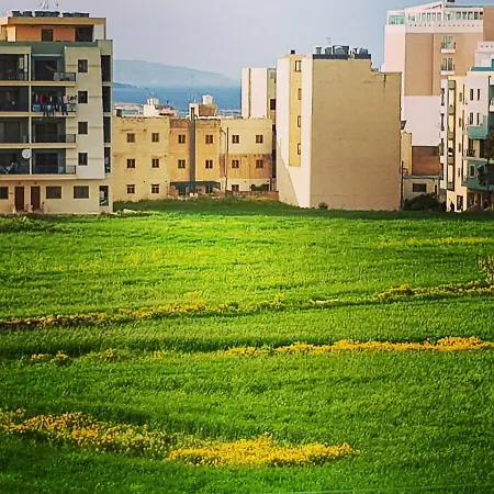 Sunshine Court Oda ve Kahvaltı